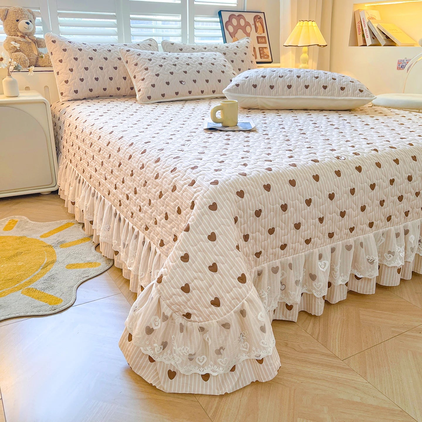 1pc Quilted Bedspread with Lace Ruffles Flower Printed Thickened Blanket Single/Queen/King Quilted Bed Cover Soft Bedspreads Bed