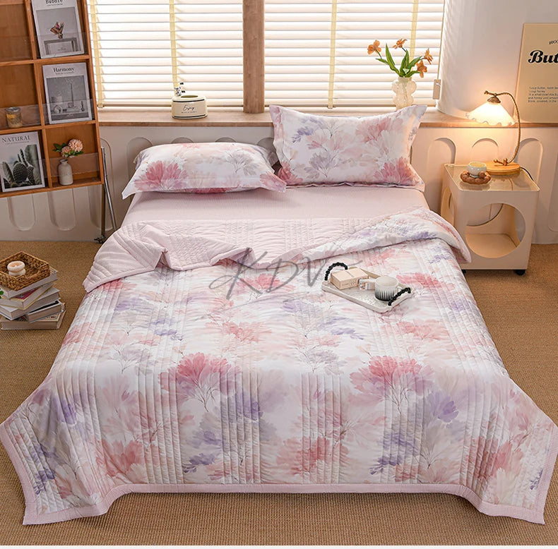 Floral Summer Cooling Quilt - Lightweight Breathable Bedding Set
