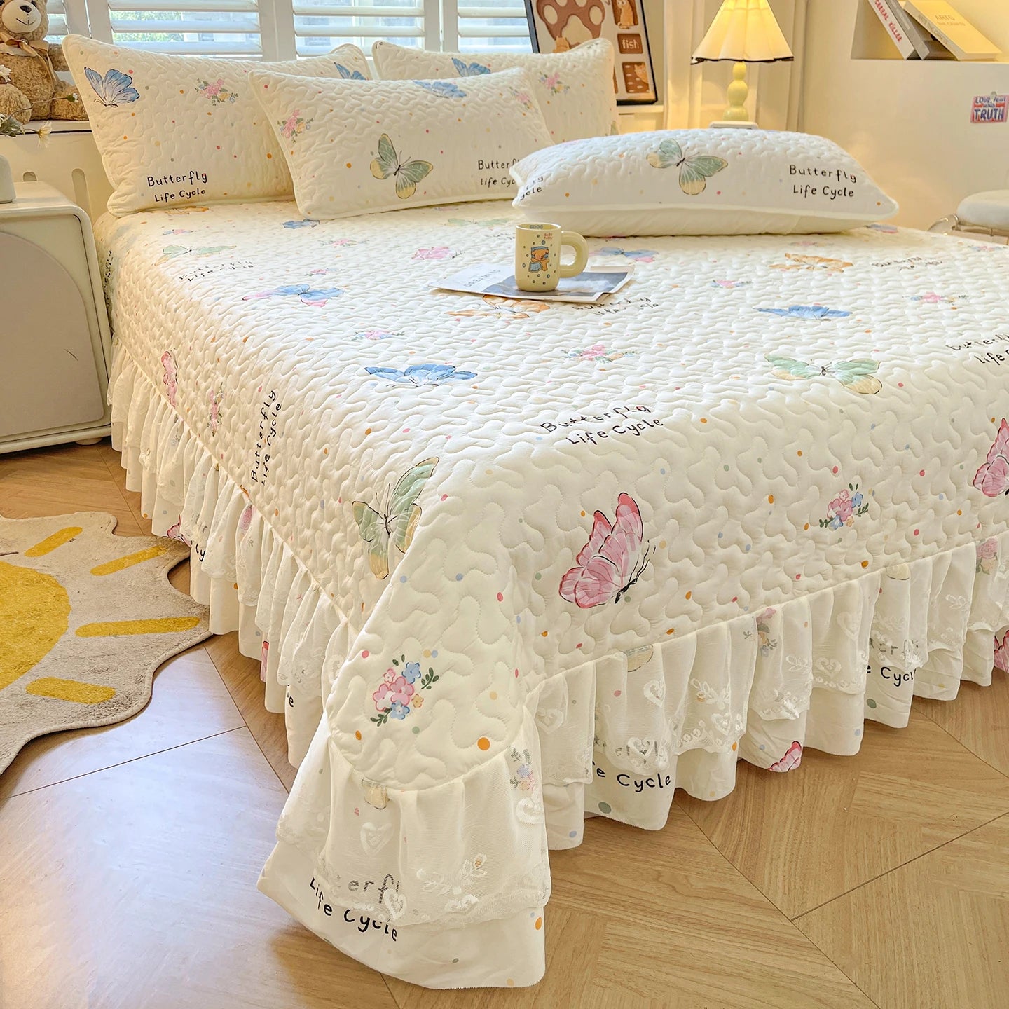 1pc Quilted Bedspread with Lace Ruffles Flower Printed Thickened Blanket Single/Queen/King Quilted Bed Cover Soft Bedspreads Bed
