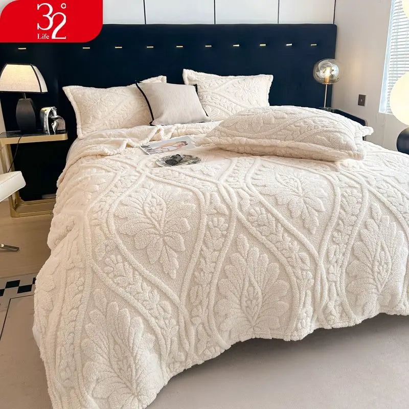 European Style 3D Floral Printed Blanket Adult Thick Coral Fleece Blanket in Winter Warm Easy To Maintain Air Conditioning Quilt