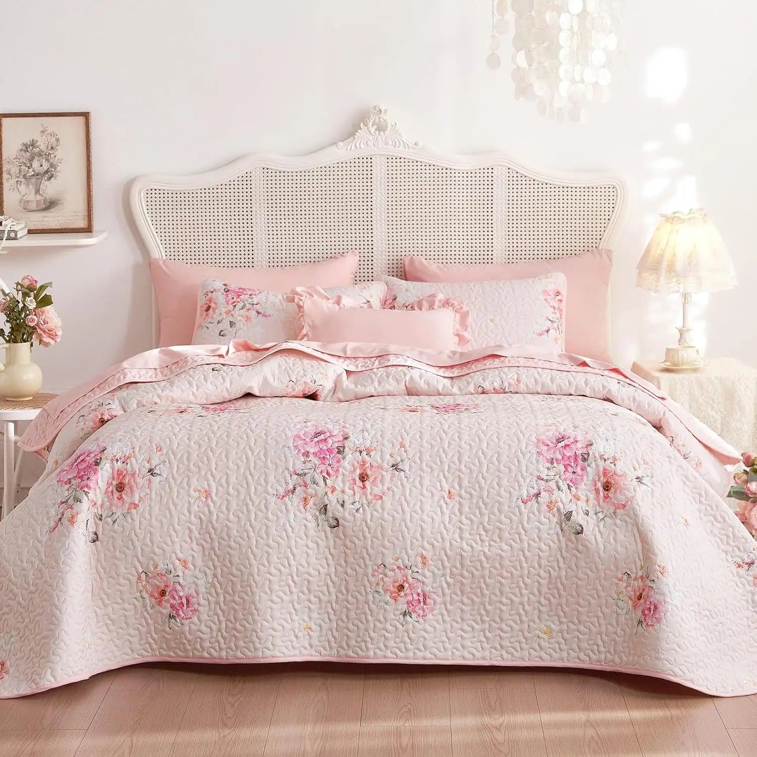 Floral Shabby Chic Quilt Set - Light Pink Reversible Bedspread Coverlet